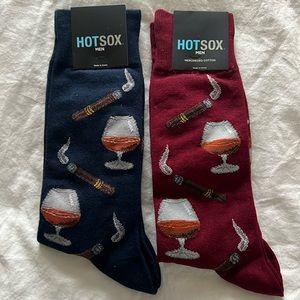 Men’s socks sold as 2 pr